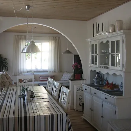 Villa Skagenhus Ved Kirken *